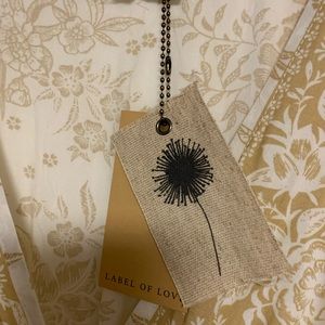 Beautiful beige and white dress Label Of Love.